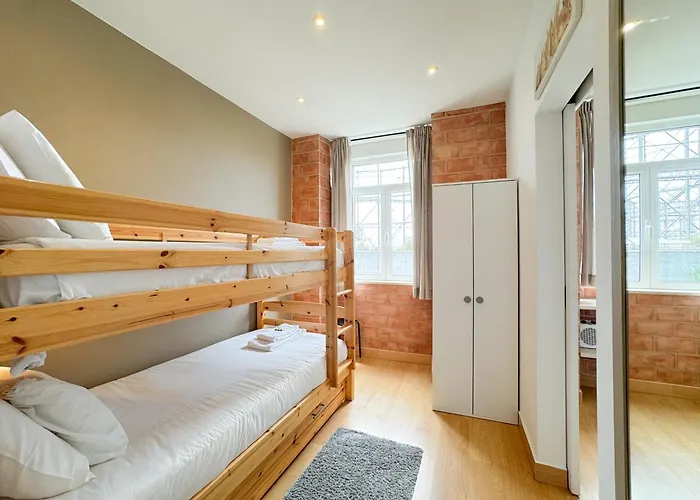 Apartment Quiet And Cozy, Easy Access To Highlights #1880 Lissabon