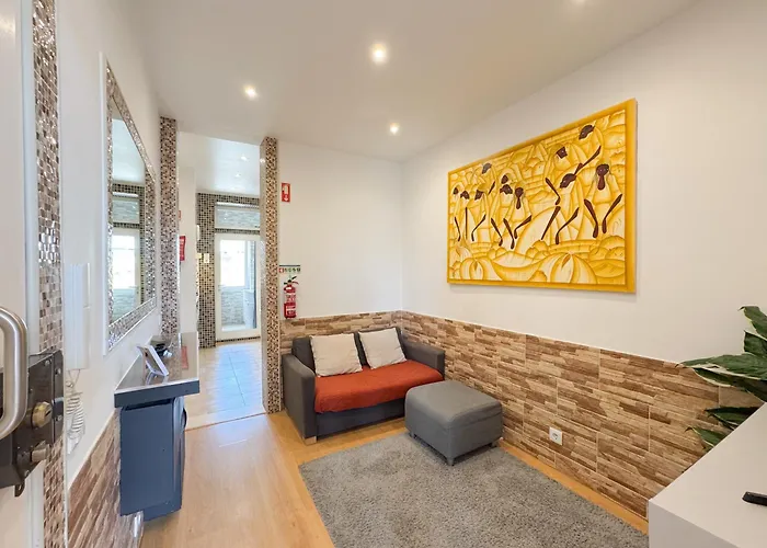 Quiet And Cozy, Easy Access To Highlights #1880 Lissabon