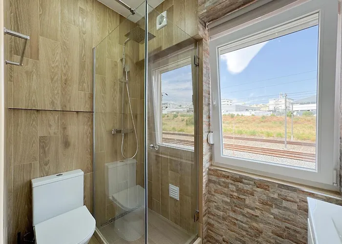 Apartment Quiet And Cozy, Easy Access To Highlights #1880 Lissabon